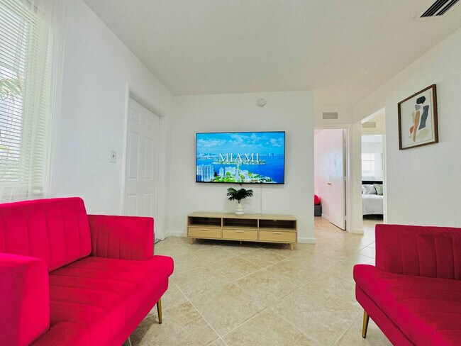 Foto del edificio - 828 SW 2nd St