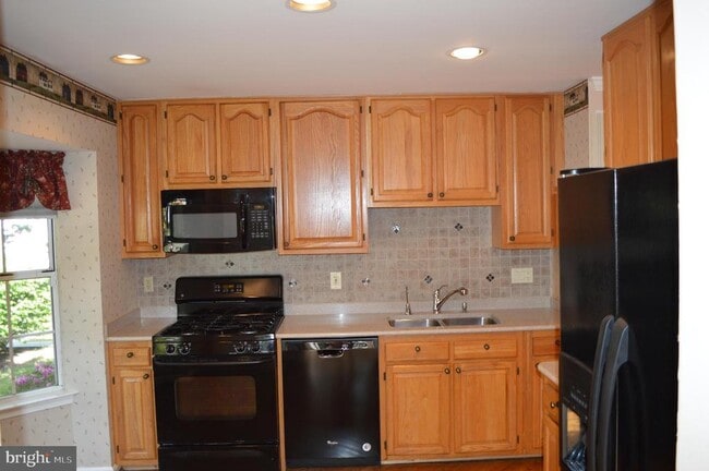 Foto del edificio - 16853 Capon Tree Ln