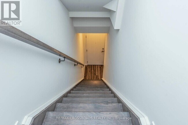 Photo du bâtiment - 140 Honeycrisp Cres