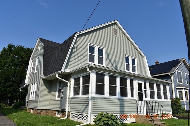 Foto del edificio - 41 Highland Ave