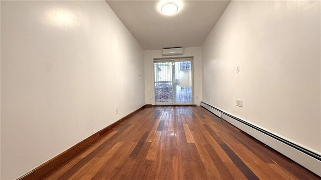 Foto del edificio - 8670 20th Ave