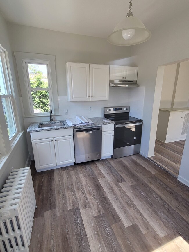 1757 S Broad St Unit 1st floor, Trenton, NJ 08610 Apartments in