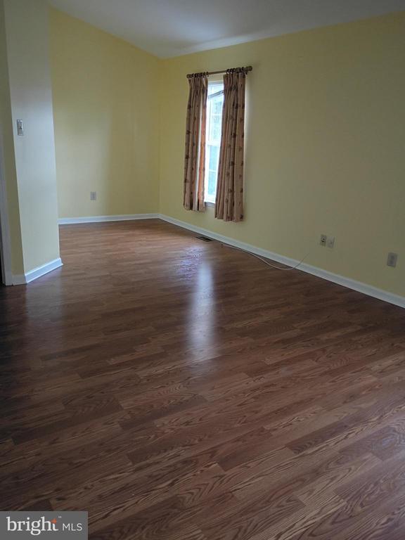 Building Photo - 414 Nottingham Ln