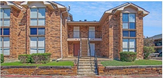 Primary Photo - 717 Apache Dr