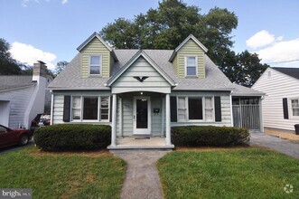 Building Photo - 204 Bellview Ave