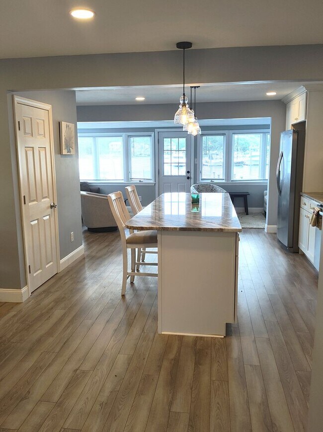 Foto del edificio - 24 Logan St