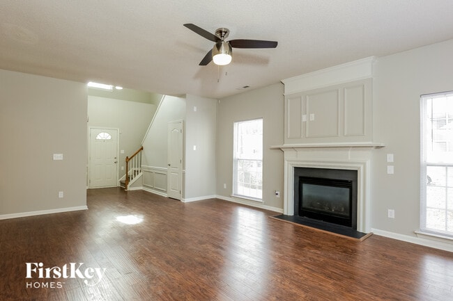 Building Photo - 4817 Loganshire Ln