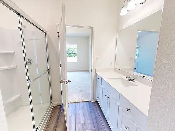 Foto del edificio - 2124 Prairie Ln