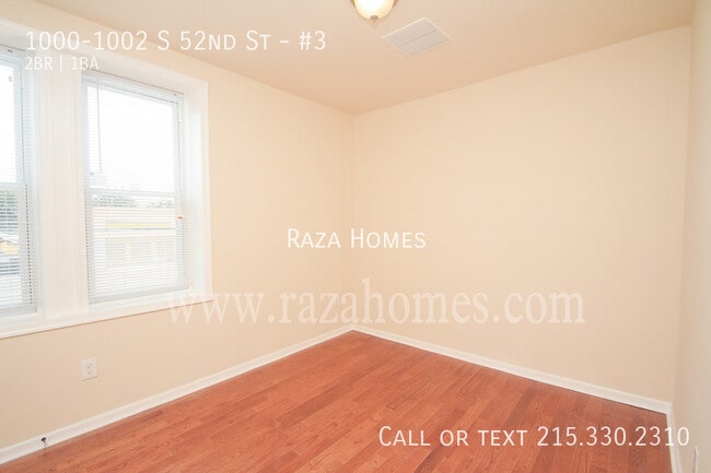 Building Photo - 1000-1002 S 52nd St-#3