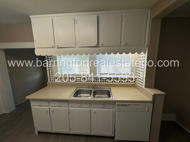 Foto del edificio - 1731 Mountain Dr