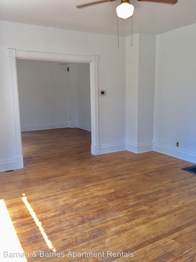 Foto del edificio - 303 N Hamilton St