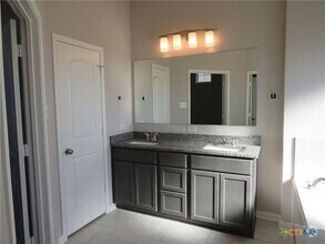 Building Photo - 6308 Golden Gate Dr