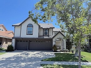 Building Photo - 2985 Amber Dr