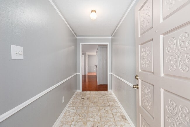 Foto del edificio - 5502 Forest Timbers Dr