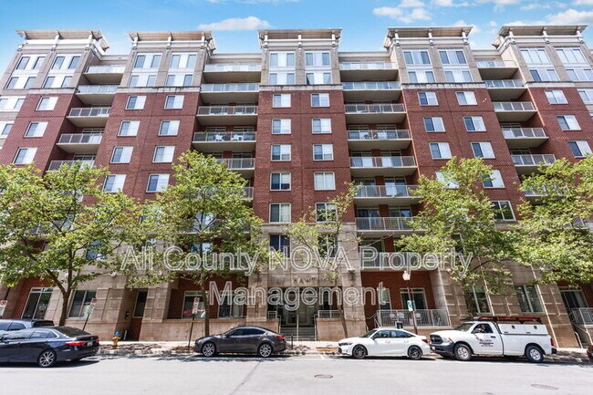 Foto del edificio - 820 N Pollard St