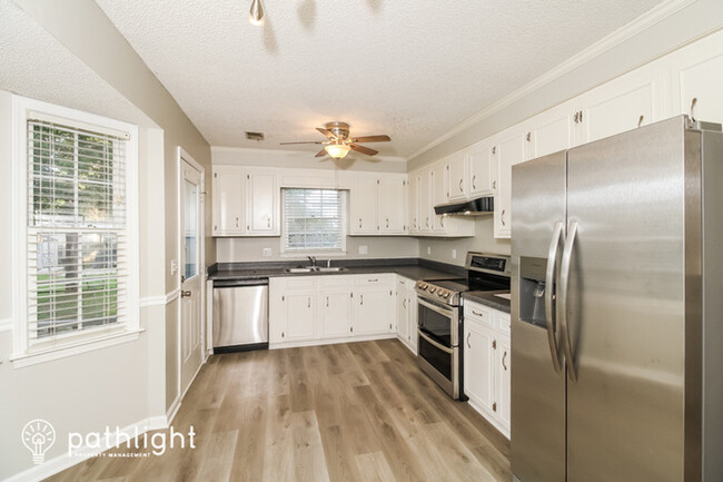 Building Photo - 343 S Royal Tower, Irmo, SC, 29063