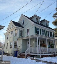 Building Photo - 313 W Main St