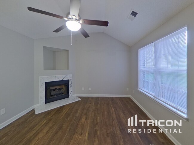 Foto del edificio - 6828 Rain Creek Way
