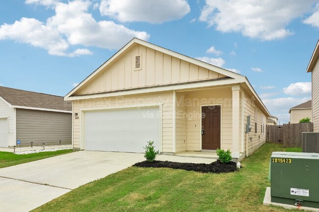 Building Photo - 14374 Palm Ridge