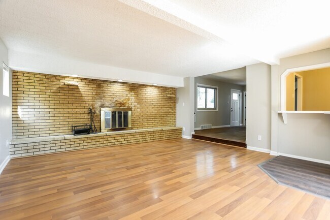 Foto del edificio - 2636 S Irving Street