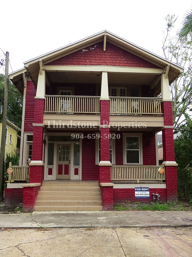 Foto del edificio - 212 E 6th St