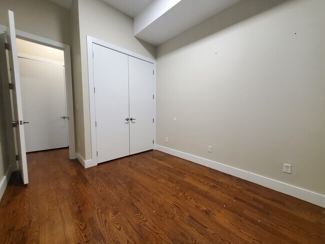 409 Ocean Ave 203 - 416 Ocean Ave