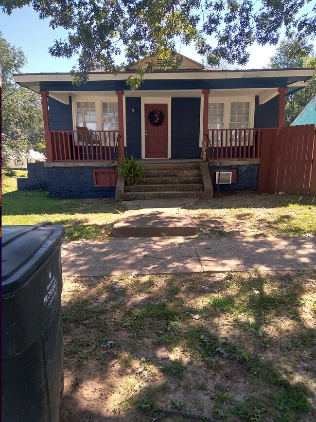 Foto del edificio - 416 Howell St