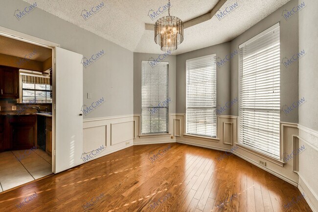 Building Photo - Coming Soon! 3/2 in Carrollton!