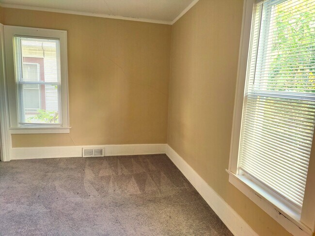 Dormitorio principal - 1548 N 48th St
