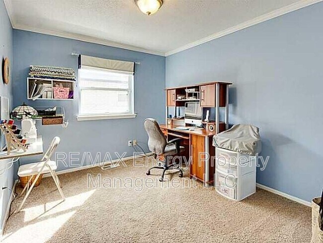 Foto del edificio - 3729 N McMillan Ave