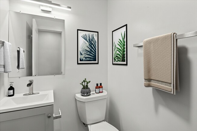 Baño mejorado - Clearview Farms Apartments