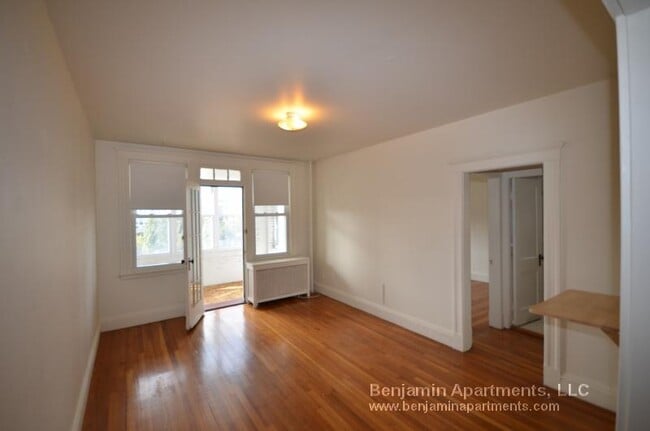Building Photo - 1638 Commonwealth Ave