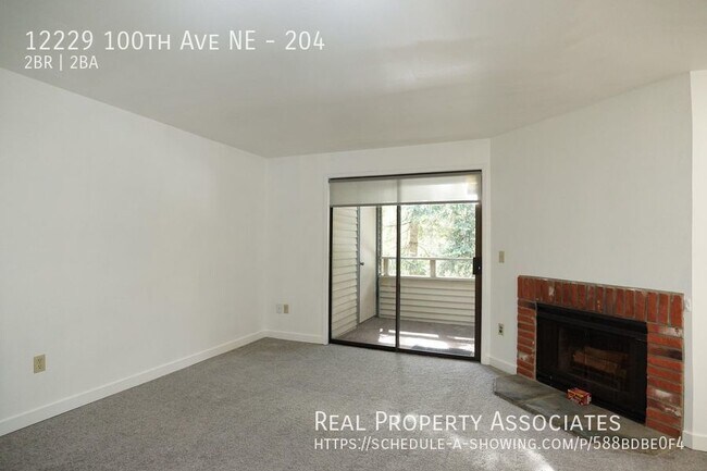 Foto del edificio - Spacious two bedroom condominium with a wo...