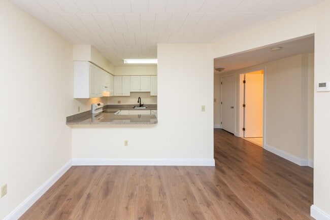 Interior Photo - Whitney Towers, L.L.C. (WTL)