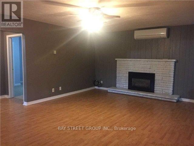 Photo du bâtiment - 24 Metro Rd N