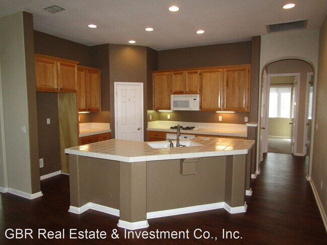 Foto del edificio - 4 br, 2 bath House - 1724 San Jose Way