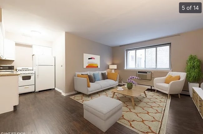 Building Photo - Beautiful Studio Home in Lakeview!!!