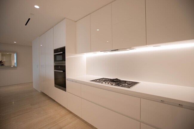 Foto del edificio - 9001 Collins Ave