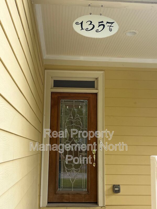 Photo - 1357 Eubanks Ave House