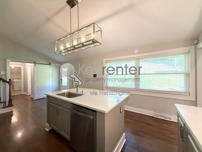 Foto del edificio - 4520 Locksley Ln