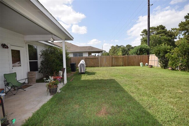 Building Photo - 21510 Falvel Misty Dr