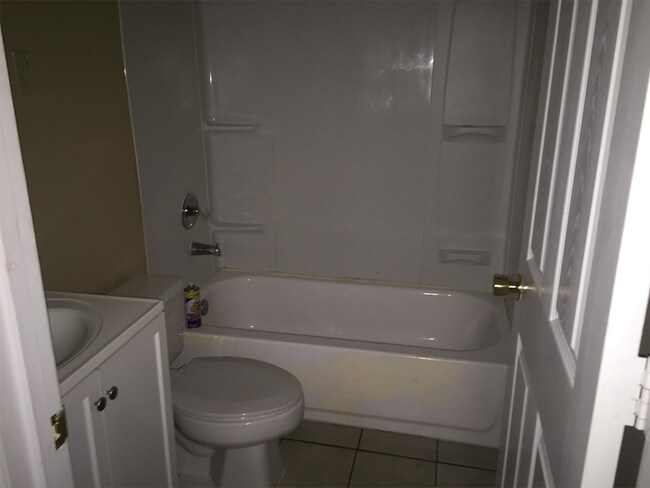 Foto del edificio - 3895 Saint Elmo Ave
