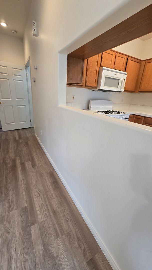 Building Photo - 716 Meadow Grove Ct