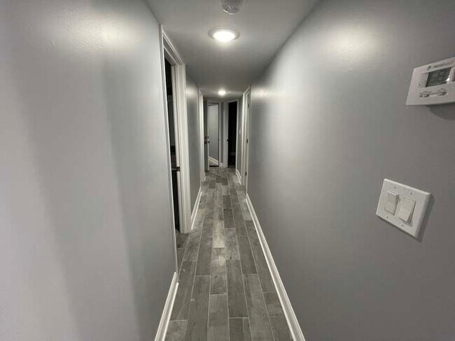 Building Photo - 1611 S Trumbull Ave Building Photo - 1611 S Trumbull Ave