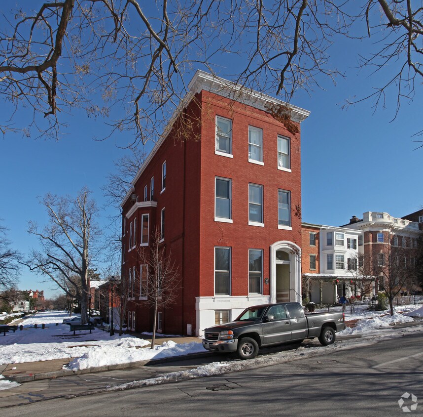 Primary Photo - 1425 Eutaw Pl
