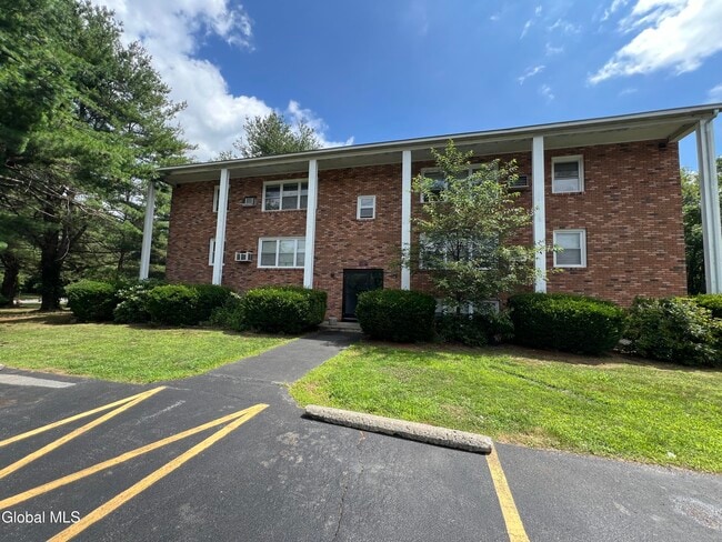 Foto del edificio - 15 Ashdown Rd