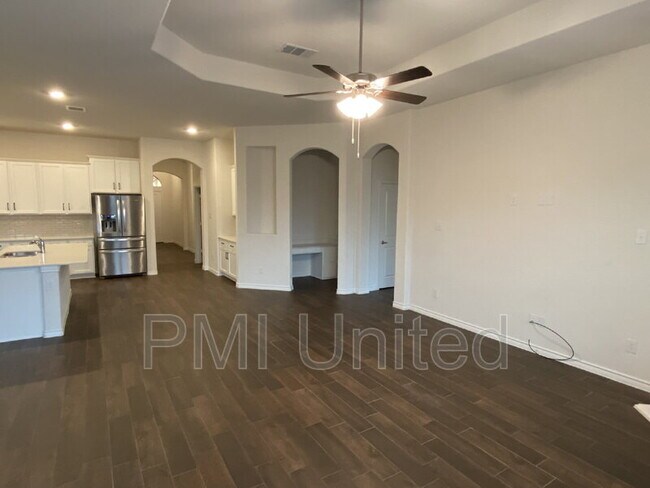 Building Photo - 2920 Brady Starr Dr