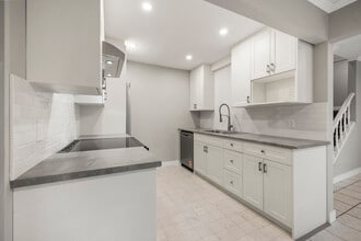 Building Photo - 19026-1117A 117a Ave