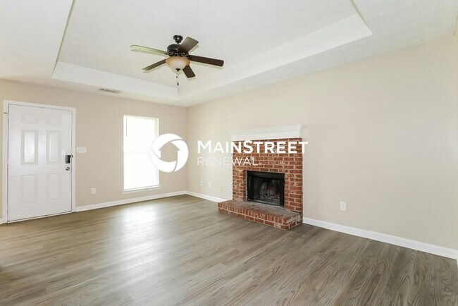 Foto del edificio - 3 Bedroom Pet-Friendly Home in Madison, GA...