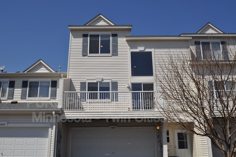 3867 Abercrombie Ln, Stillwater, MN 55082 House Rental in Stillwater, MN